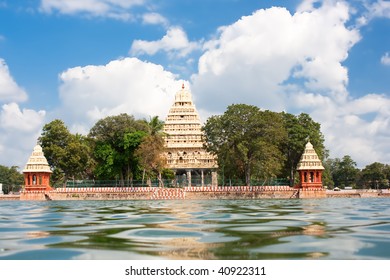 Mariamman Teppakkulam Tank With Meenakshi Temple Is Site Of Teppam (float) Festival , Madurai, Tamil Nadu, India