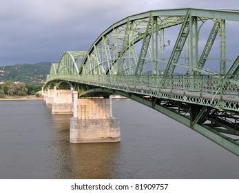 Marie Valerie Bridge,Esztergom,Sturovo