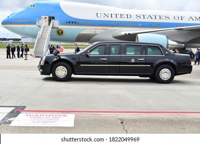 MARIETTA, GA- SEPTEMBER 25, 2020: President Trump Arrives At Dobbins Air Reserve Base With The Presidential Limousine Moving Into Position.