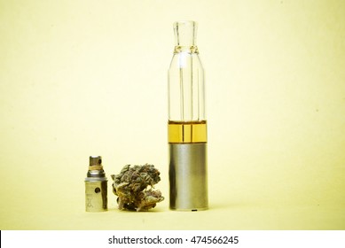 Marijuana And Cannabis Electronic-Cigarette, Vape Vapor And Vaping THC Oil