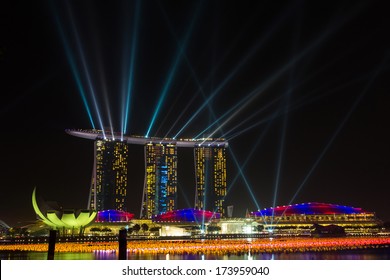 Marina Bay Sands, Designed By Moshe Safdie, The Integrated Resort Casino And Shopping Center In Singapore. 