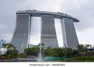 Marina Bay Sands, Singapore - 13 Mar 2016: It Is An Integrated Resort. The Architect Was Aedas.