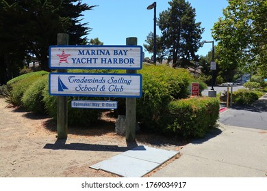 Marina 
Richmond, CA, USA
July 3, 2020
Marina Bay Yacht Harbor Sign. 