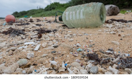 Marine Litter Micro Plastic Pollution Ishigaki Stock Photo 1809559534 ...