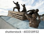Mariners Public Monument