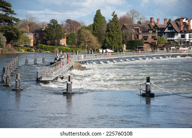 Marlow Weir, Buckinghamshire UK.