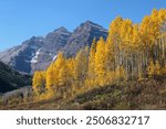 Maroon Bells and Aspen trees, Aspen, CO, USA