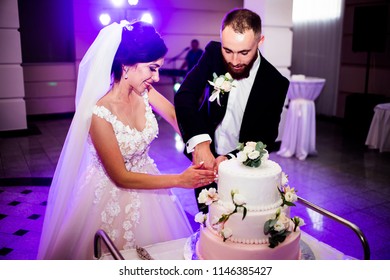 Marriage Couple Cut Their Wedding Cake At Dancefloor