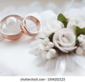 Marriage rings for engagement in love
