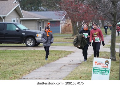 Marshfield, Wisconsin USA - November 25th, 2021: Festival Foods Held Their Annual Turkey Trot Run For Thanksgiving 2021. 