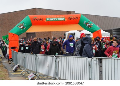 Marshfield, Wisconsin USA - November 25th, 2021: Festival Foods Held Their Annual Turkey Trot Run For Thanksgiving 2021. 