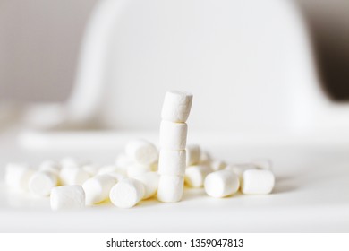 322 Marshmallows pyramid Images, Stock Photos & Vectors | Shutterstock