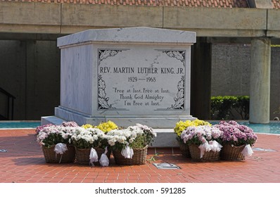 Martin Luther King Grave