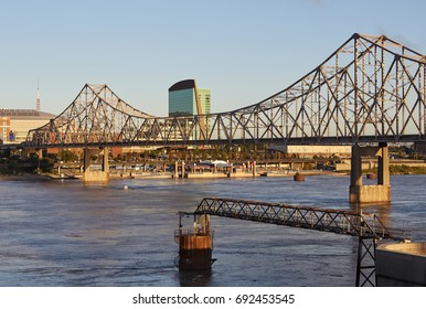 Martin Luther King Jr Bridge Spanning The River Mississipi In St Louis Sunset