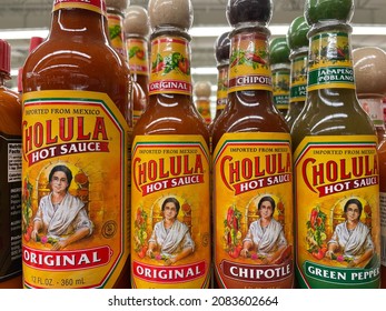 Martinez, Ga USA - 11 30 21: Cholula Hot Sauce Original In A Glass Bottle