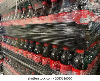 Martinez, Ga USA - 11 30 21: Coke A Plastic Wrapped Pallet Of New Delivery