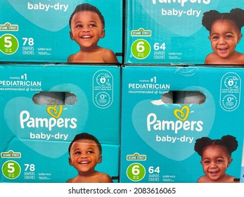 Martinez, Ga USA - 11 30 21: Pampers Diaper Box In A Retail Store