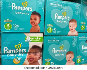 Martinez, Ga USA - 11 30 21: Pampers Diaper Box In A Retail Store