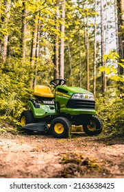 Marysville, WA, USA
June 1, 2022
John Deere LA 115 Parked In The Woods