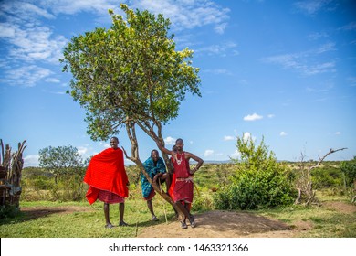 Masai Mara, Kenya »; August 2018: A Group Of Masais Under A Tree In The Shade