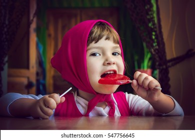 Masha and the bear eats the candy.