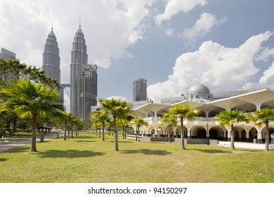 Masjid Asy-Syakirin Mosque In Kuala Lumpur City Center Park