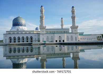 Sabah masjid terapung Kota Kinabalu