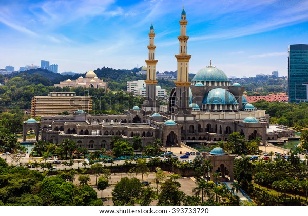 Masjid Wilayah Persekutuan Kuala Lumpur Malaysia Stock Photo Edit Now 393733720