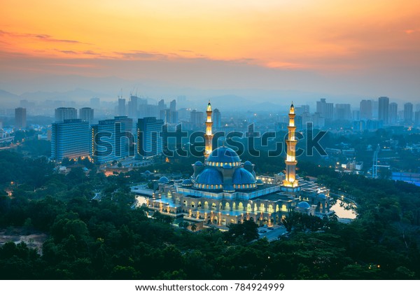 Masjid Wilayah Persekutuan Kuala Lumpur City Stock Photo Edit Now 784924999