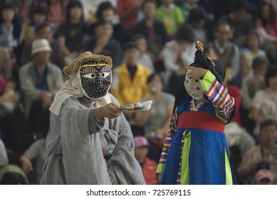 Mask Dance / Yangju Beyolsandai- Nori / 2008,10,3 Yangju-city   Gyeonggi-do Korea Beyolsandai- Nori Concert Hall