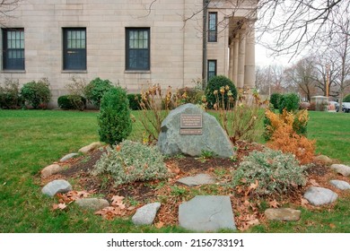 Massachusetts, United States -November 15, 2020: Memorial To Dedicate The Famous Trial Of Italian Immigrants, Nicola Sacco And Bartolommeo Vanzetti, For Robbery In Historical Norfolk District Court