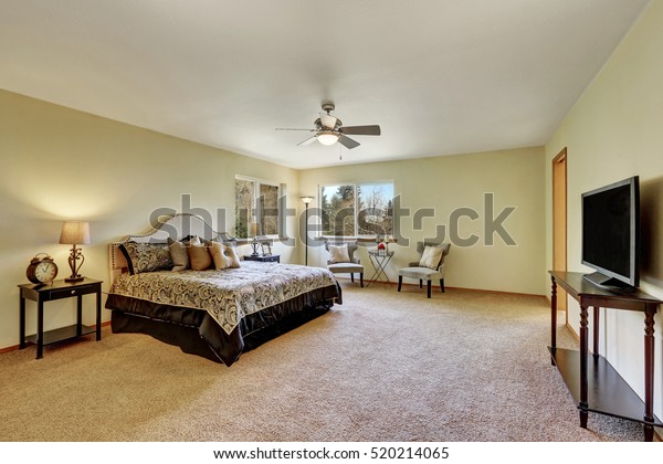 Master Bedroom Interior King Size Bed Stock Photo Edit Now