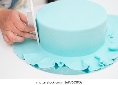 Master Class On Making Sugar Mastic And Cake Decorating