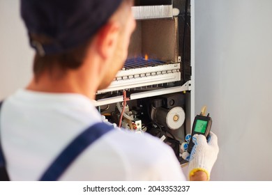 The Master Engineer Maintains The Gas Heater. Adjusts The Combustion Of Gas In The Equipment.