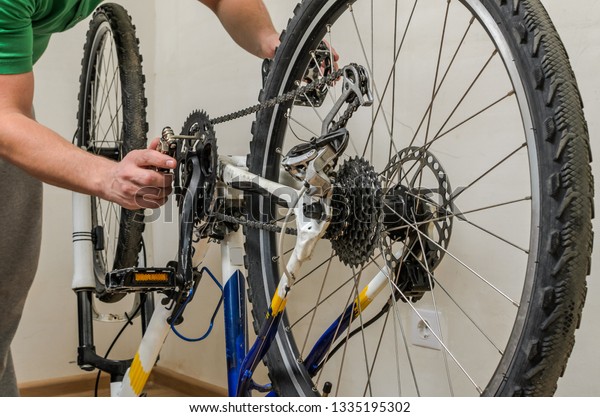 bicycle repair shop near me now