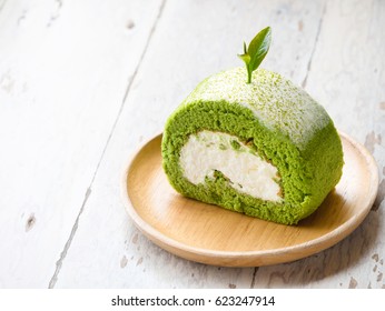 Matcha Cake Rolls, Dessert From Green Tea