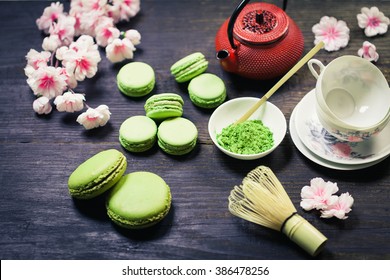 Matcha Green Tea Macarons