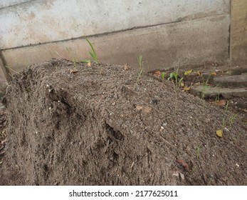 Material Sand Mound For House Buildings