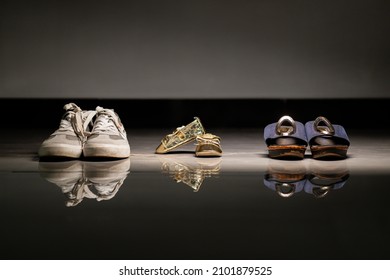 Maternity Shoot Baby Shoes Photo