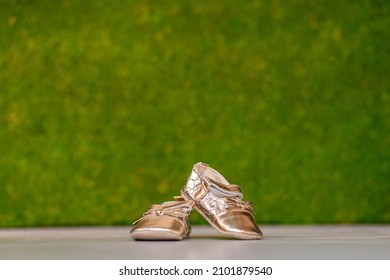 Maternity Shoot Baby Shoes Photo