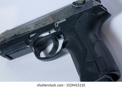 MATLOCK, UNITED KINGDOM, 13th October, 2019: Fake Bruni REPLICA Beretta 8mm Model 92 Full AUTO Blank Firing Pistol Or Handgun Prop