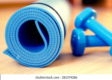 Mats For Fitness Classes And Dumbbells - Filter Instagram