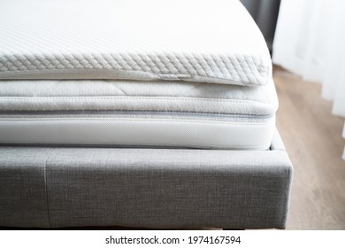 Mattress Memory Foam Bed Topper In Bedroom