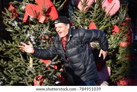 christmas tree mature Nude japanese comics