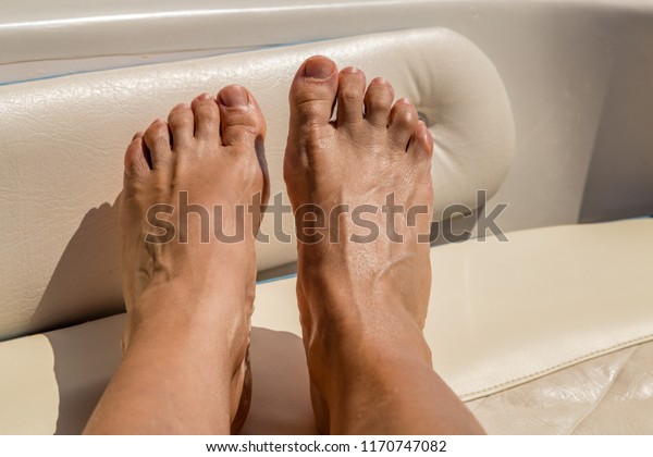 mature feet com Gif she likes anal fuck