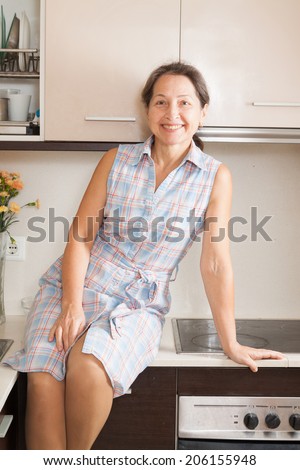 kostenlose-bilder-von-reifen-hausfrauen