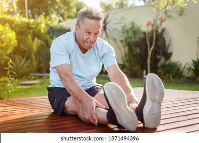 Mature Man Fit, Training, Streching