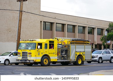 MAUI, HI -5 APR 2018- View Of A Yellow Firetruck In Kihei On The Hawaiian Island Of Maui, Hawaii.