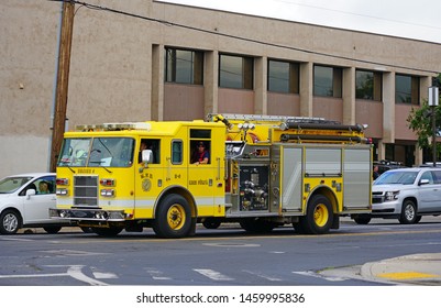 MAUI, HI -5 APR 2018- View Of A Yellow Firetruck In Kihei On The Hawaiian Island Of Maui, Hawaii.