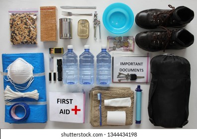 Disaster Supply Kitor Go Bag Collection Stock Photo 1294068673 ...